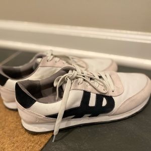 Hush Puppies Sneakers - size 9